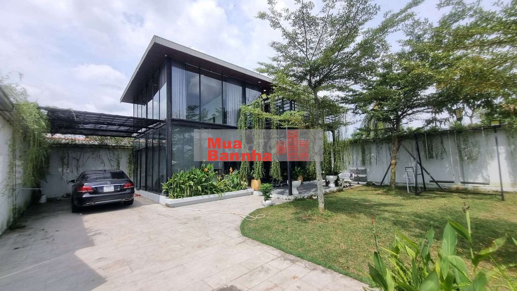 Bán nhà biệt thự sân vườn view sông 340m2 giá 3 tỷ 8