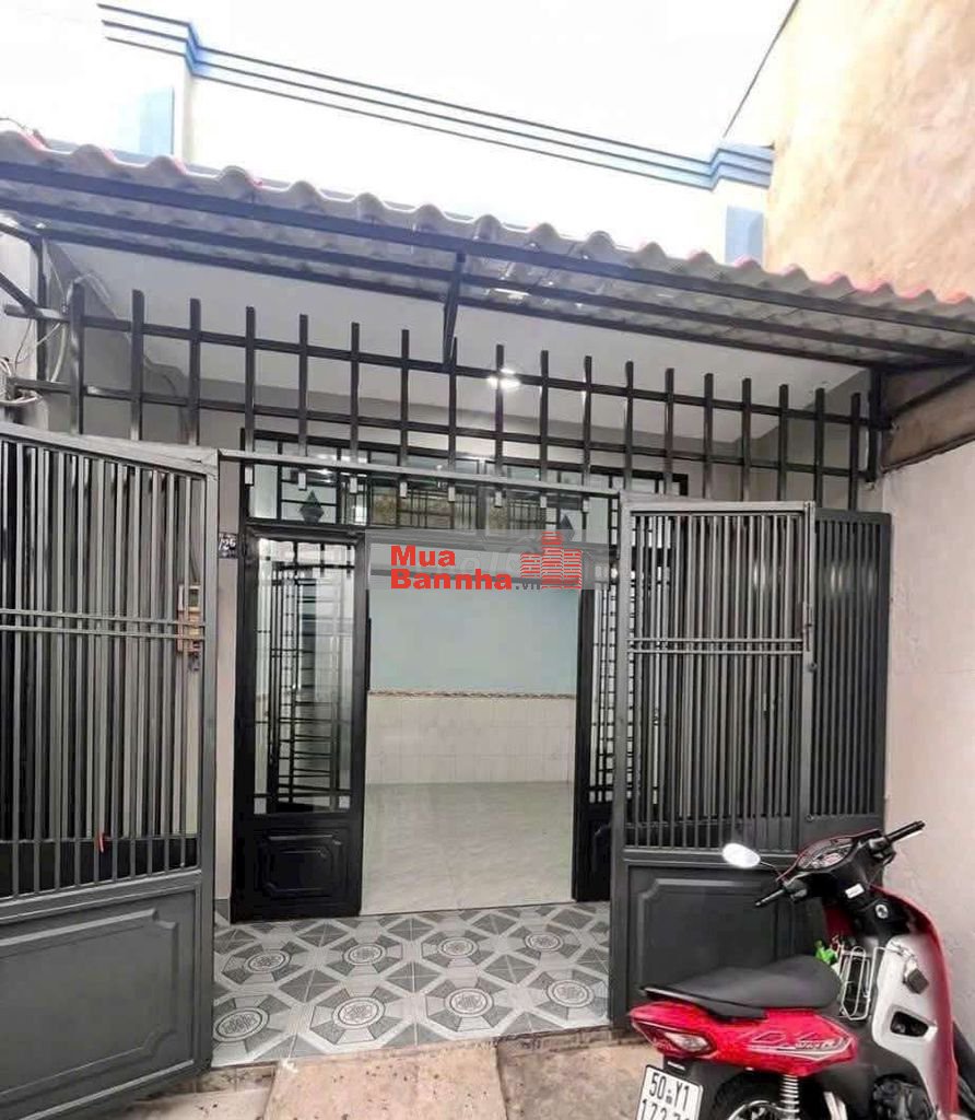 Bán nhà ngay chợ lê thị ngay DT: 4m*11m 1T+ lửng 2pn đường 4m thông