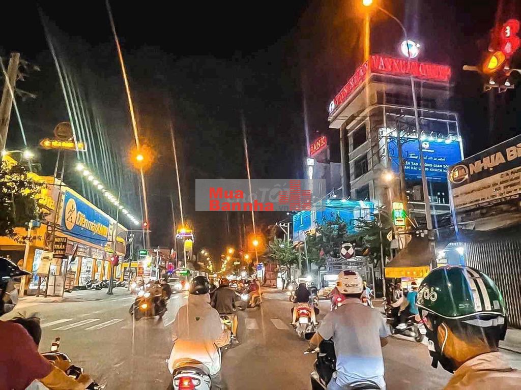 bán nhà mặt tiền đường hà huy giáp Q12