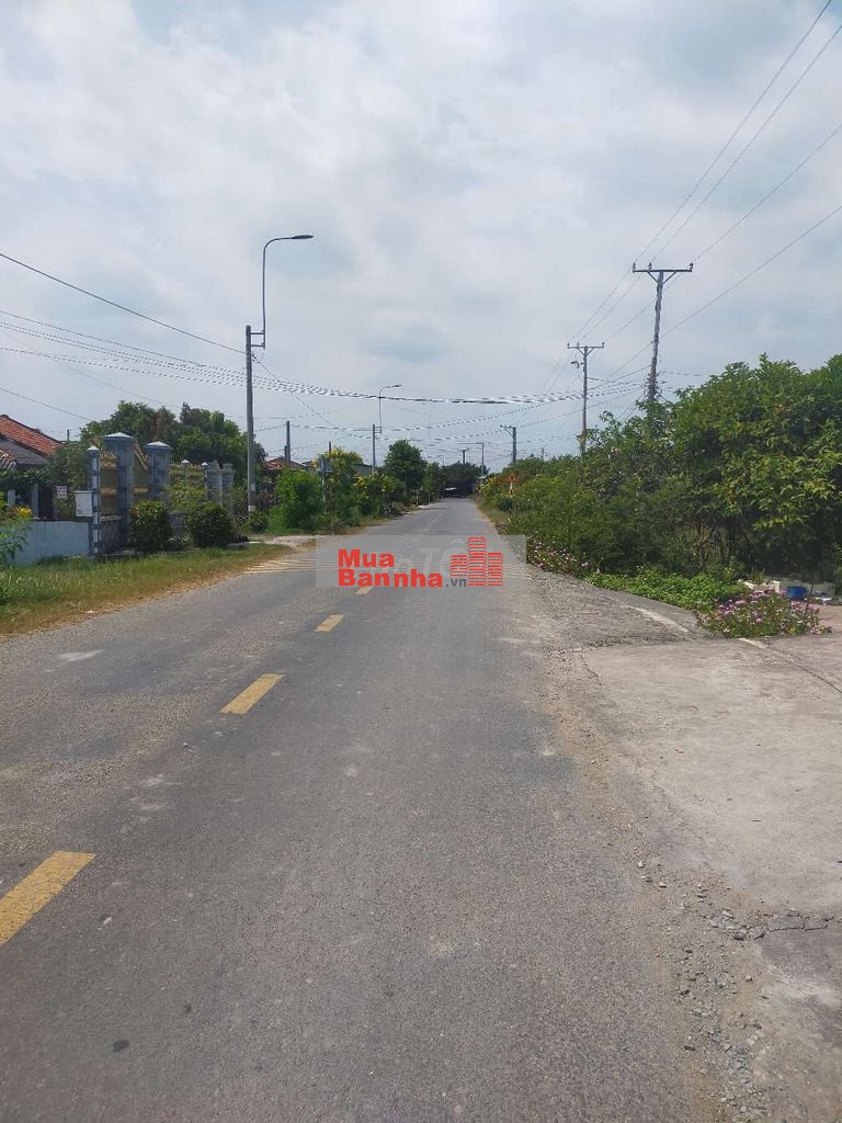 Kẹt tiền bán nhà cấp 4 mặt tiền kinh doanh DT833 Thuận Lợi, DT 7*34m