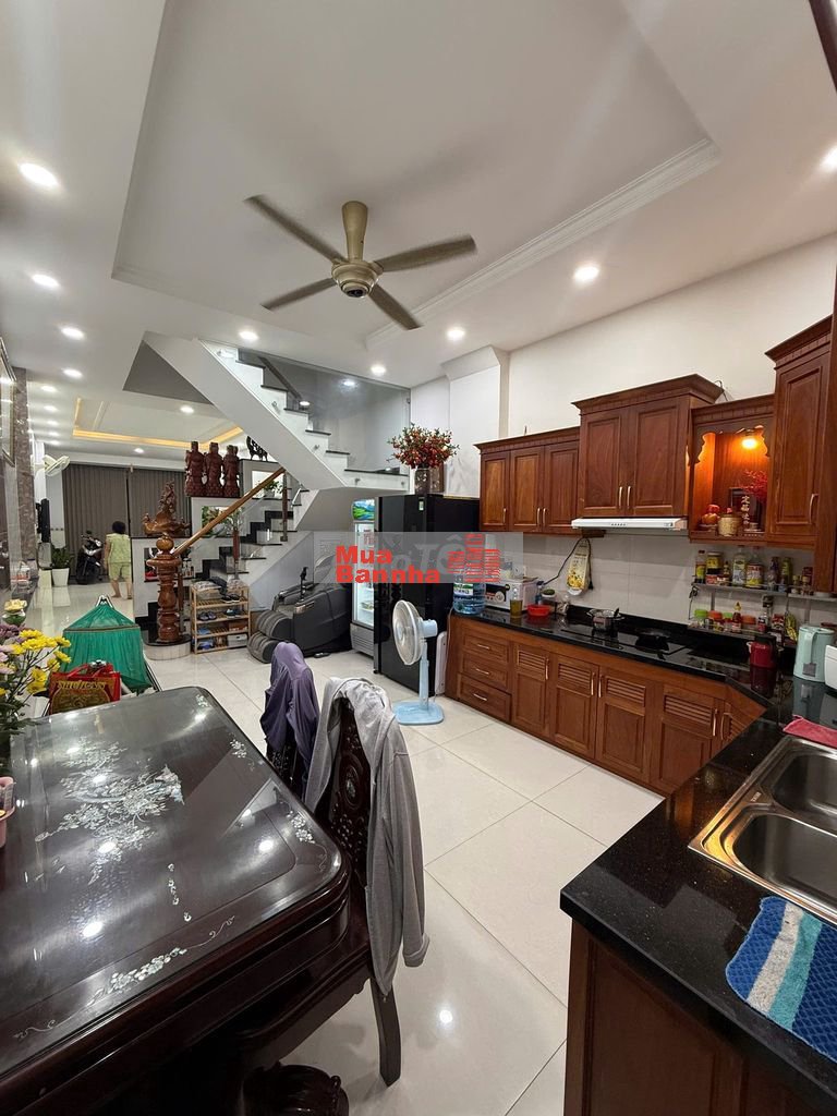 📌HIẾM💥💯Bán nhà đẹp MTNB 12m khu Tên Lửa 4x15m 4 tầng CÁCH AEON 50m