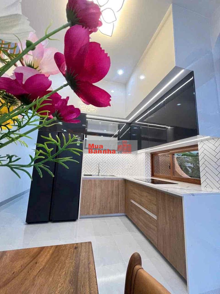 NHÀ 1 TRỆT 1 LẦU KHU DÂN CƯ PHƯỜNG 8 VĨNH LONG (NAY LÀ PHƯỜNG TÂN HẠNH