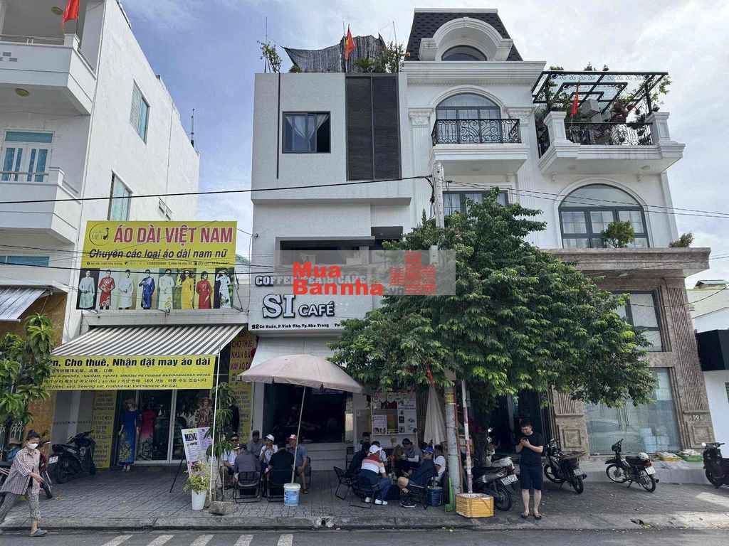 Nhà mặt tiền khu đắc địa Tháp Pà cách biển 400m, lề đường 5m