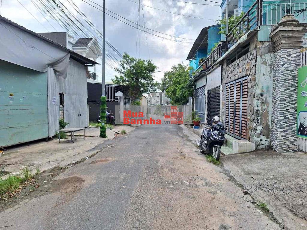 Nhà kho 252m2(ngang 9,7m),mặt tiền đường Chùa Tân Long