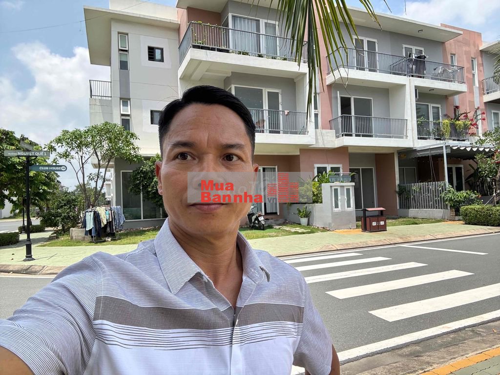 căn hộ dịch vụ dòng tiền 25T/tháng  giá đầu tư phú hữu thủ đức