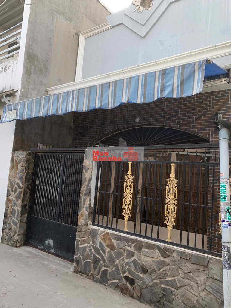 Bán gấp nhà:5(nở hậu 5,2)x11,mặt tiền hẻm 944(3m), Huỳnh Tấn Phát,Q7