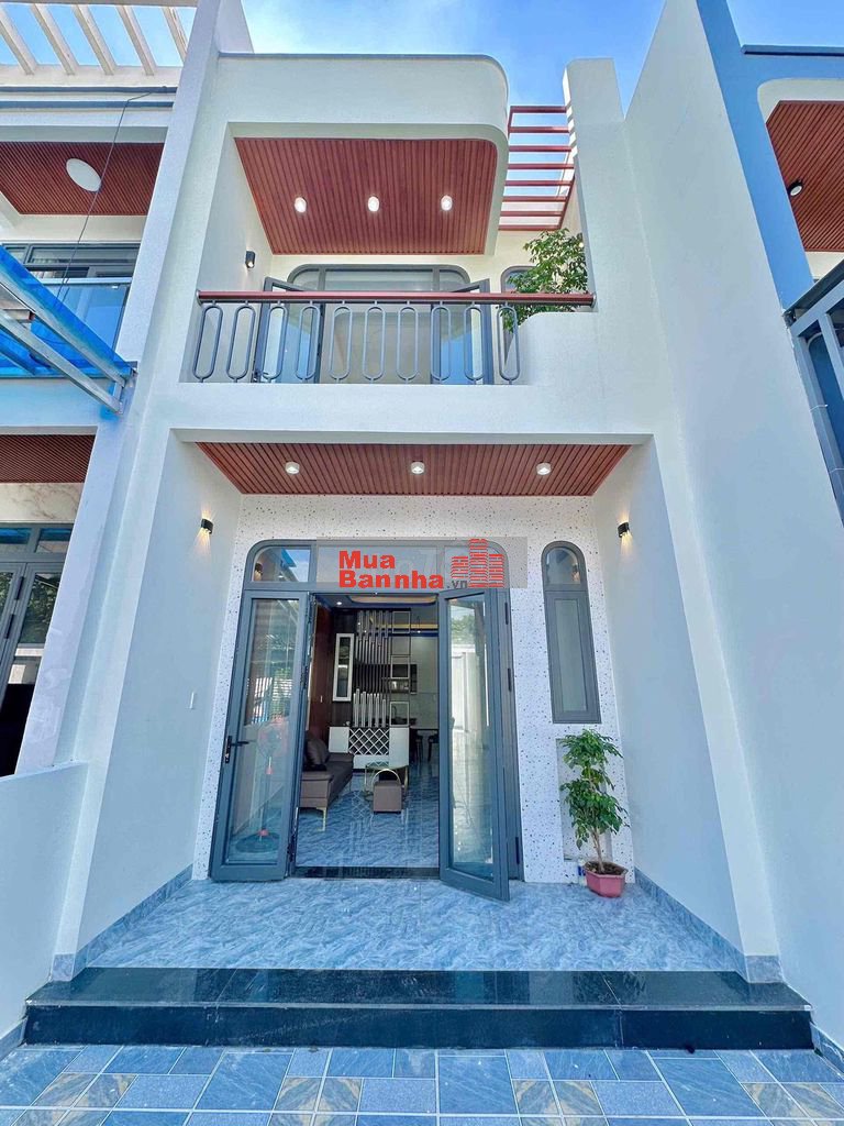 TT 579tr sở hữu ngay nhà 1 trệt 1 lầu sổ riêng thổ cư gần KDL Bửu Long