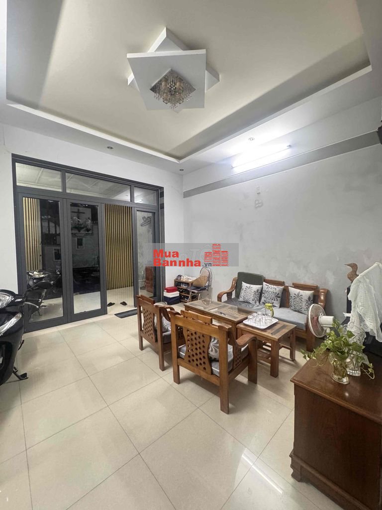 Nhà 3 Tầng Chính Chủ MT Phú Lộc 21 ( kẹp kiệt 4m)  - Cạnh Công Viên