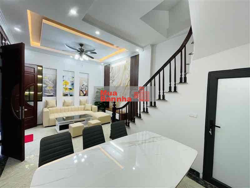 NHÀ 6 NGỦ-ĐƯỜNG BỜ SÔNG- DTSD 35M2-5T- CHỈ 7.45TỶ