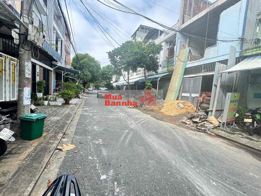 BÁN NHÀ CẤP 4 GÁC LỬNG KIÊN CỐ ĐƯỜNG NGUYỄN KHÁNH TOÀN