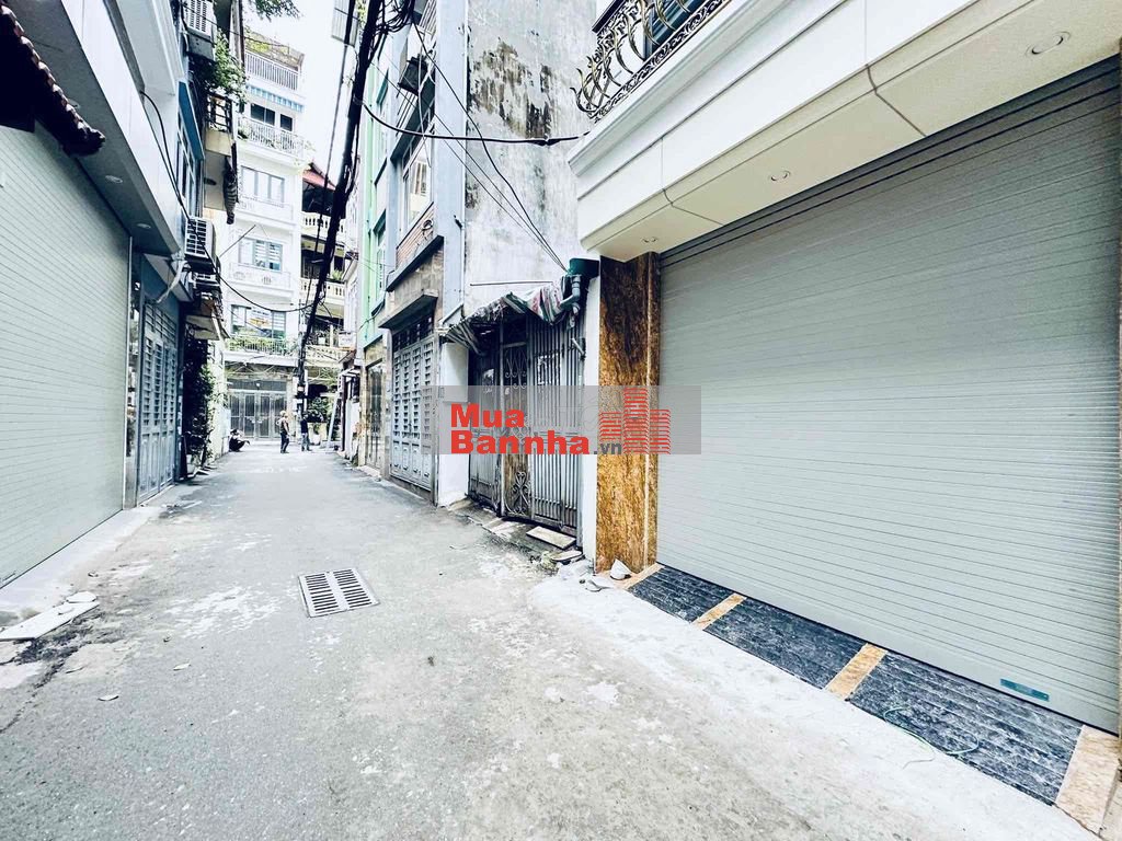 🔥🔥LẠC LONG QUÂN- XÂY MỚI- Ô TÔ VÀO NHÀ- THANG MÁY- GẦN HỒ TÂY