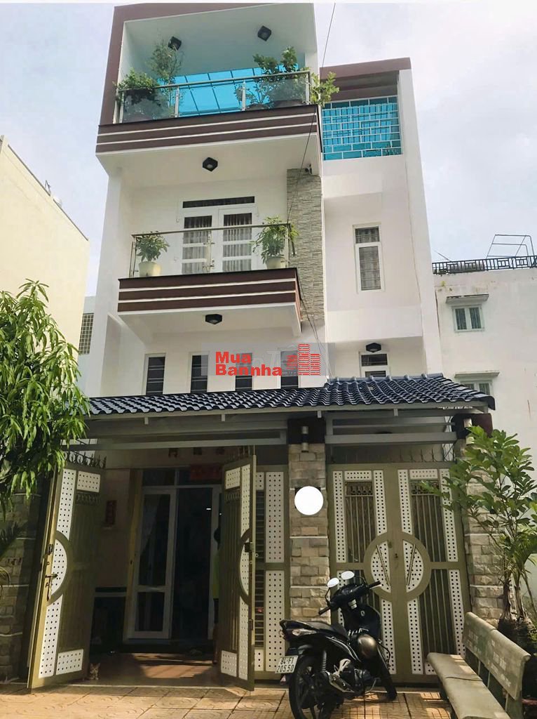 Bán nhà 4 tầng đường Bùi Xương Trạch, Long Trường, Q9. 79m2 - 5,7 tỷ