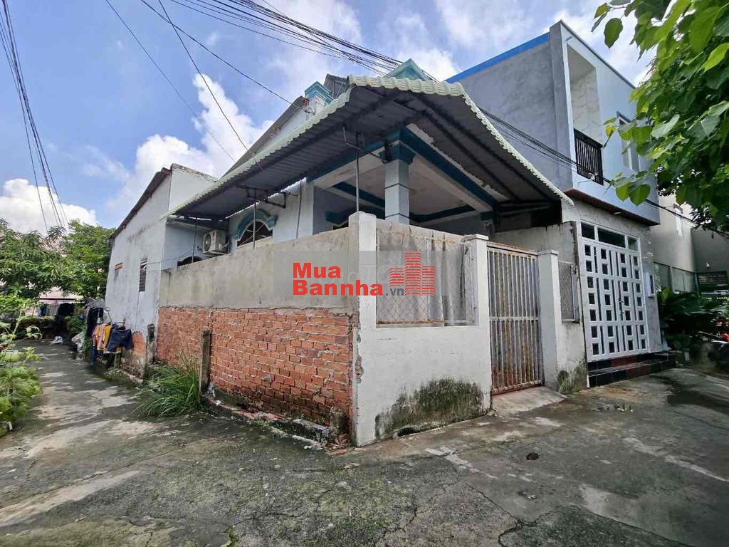 🏡 NHÀ LÔ GÓC LONG TRƯỜNG, Q9 – XE HƠI TỚI CỬA – GIÁ CHỈ 3.3 TỶ