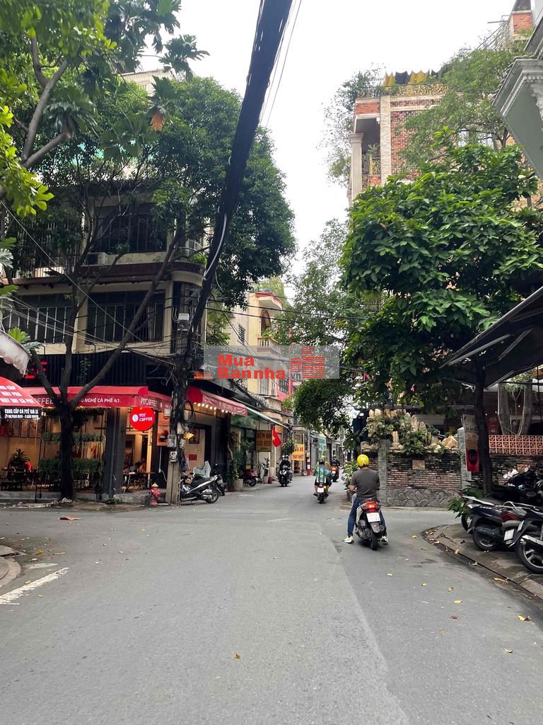 Góc ngã 4,hàng hiếm khu Bàu Cát.dt 4x15m,3L.GIÁ TỐT.