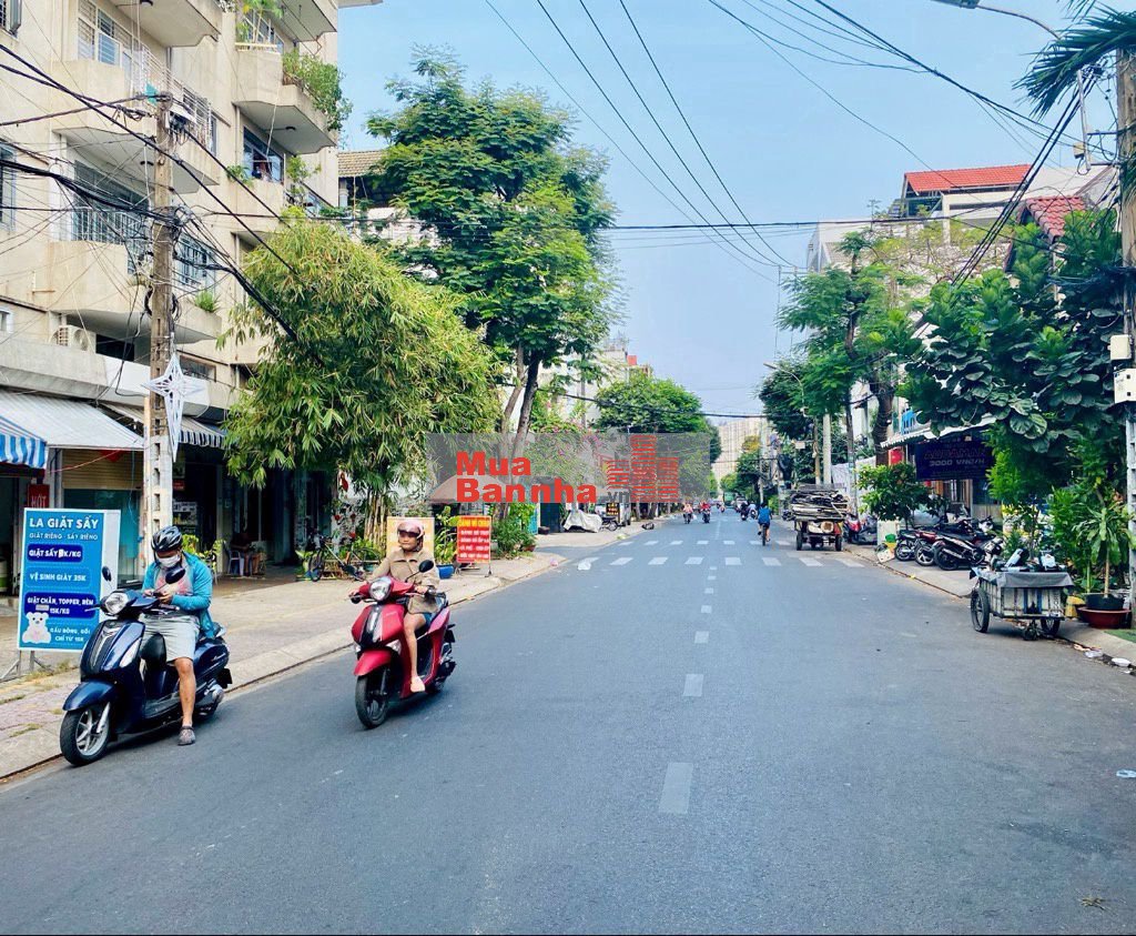 Bán nhà ngộp đường Thống nhất  - Tân Phú - sát HẺM XE HƠI – 2 tầng