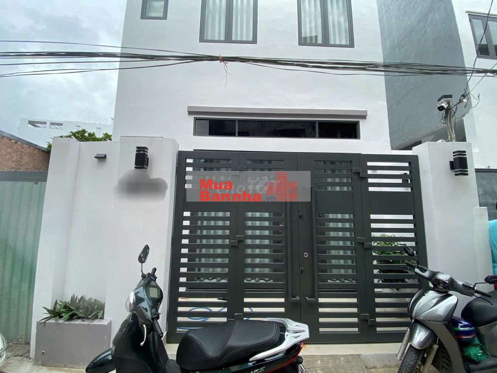 Bán Nhà Tỉnh Lộ 10 Sát Bên Tên Lửa