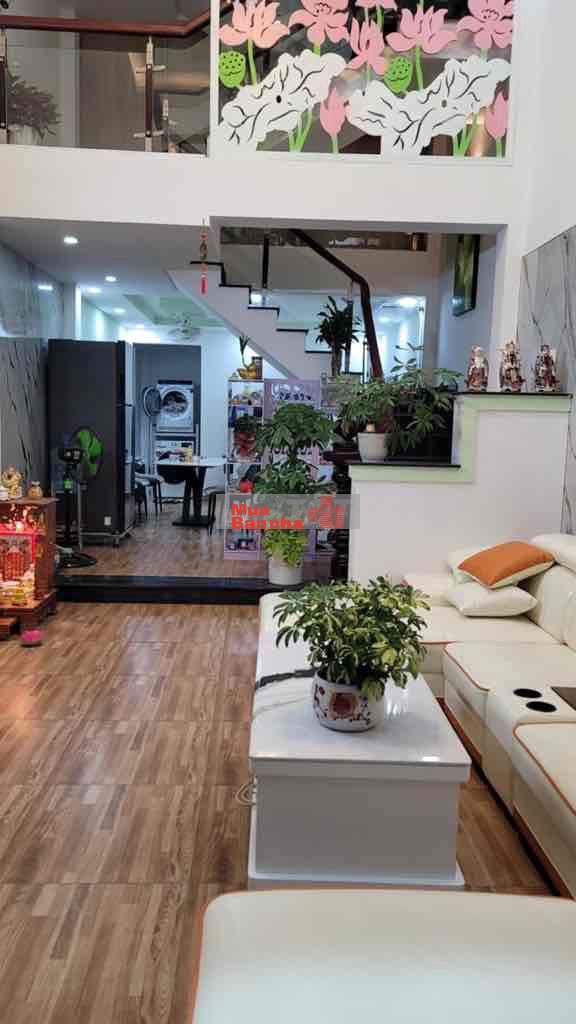 Bán nhà 1 trệt 2 lầu 5 tỷ đường oto thông sổ hồng gần cầu xây dựngQ2