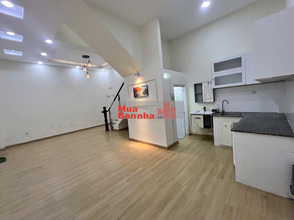 Hạ Còn 4,1 Tỷ - Ngang Gần 8m - HXH - Lầu Đúc - Khu Lê Văn Quới Gấp Bán