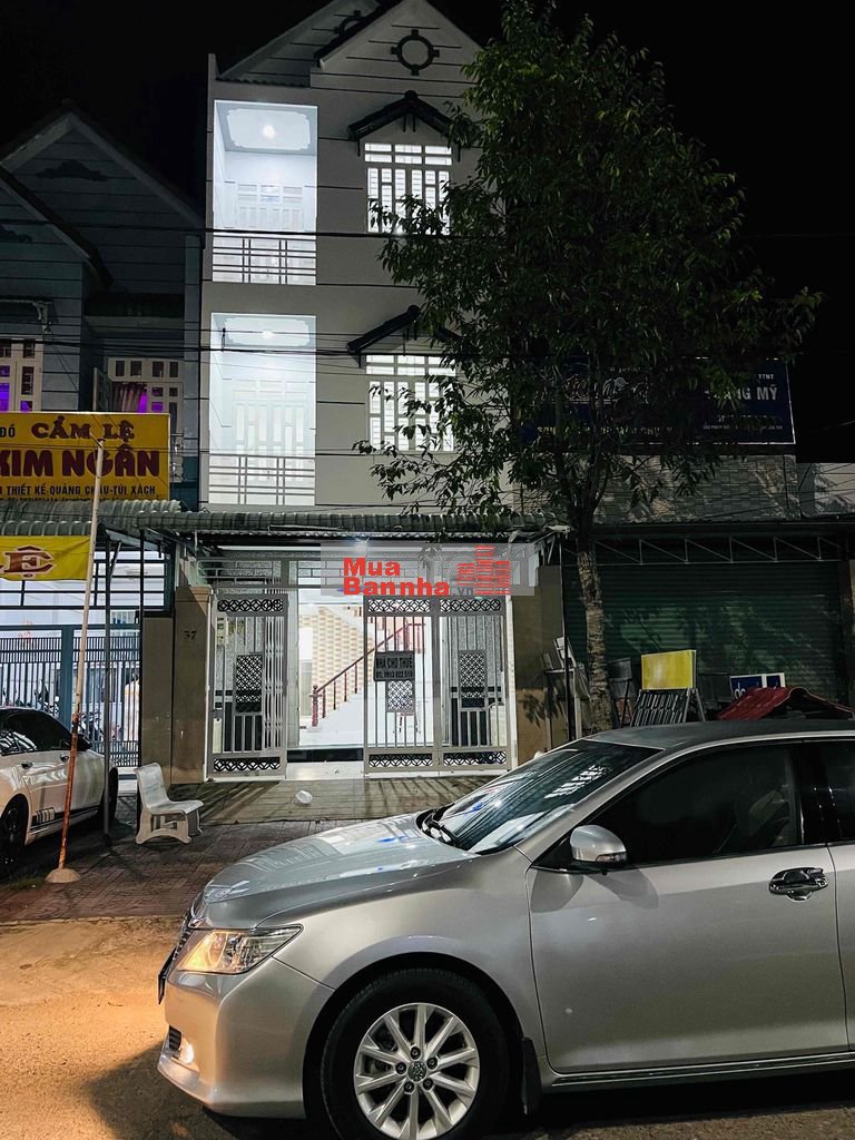 Nhà 5x23m,1trệt 2 lầu MT đường lớn 40m, ngay TTTM Phong Điền, Tp. Cthơ