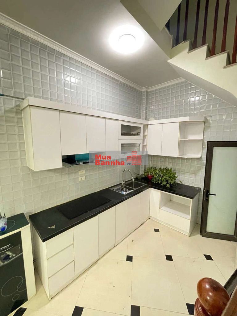 Bán Nhà Hoàng Mai 30m 5 Tầng 8,2 Tỷ Ô tô 20m Sát Nhà Văn Hoá