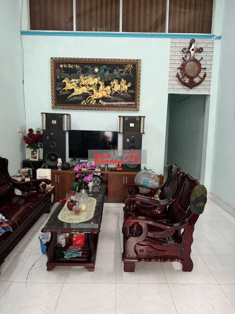 Nhà Nguyễn Văn Quá, 70M2 (4.2 x 17m), 3PN, Giá 3.9 tỷ cạnh tranh