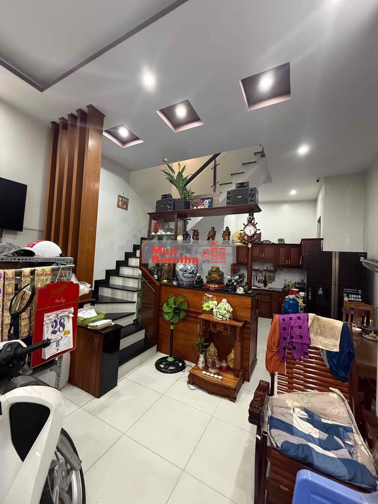 Bán nhà 1 trệt-1 lầu kinh doanh buôn bán .Nhà đã hoàn công