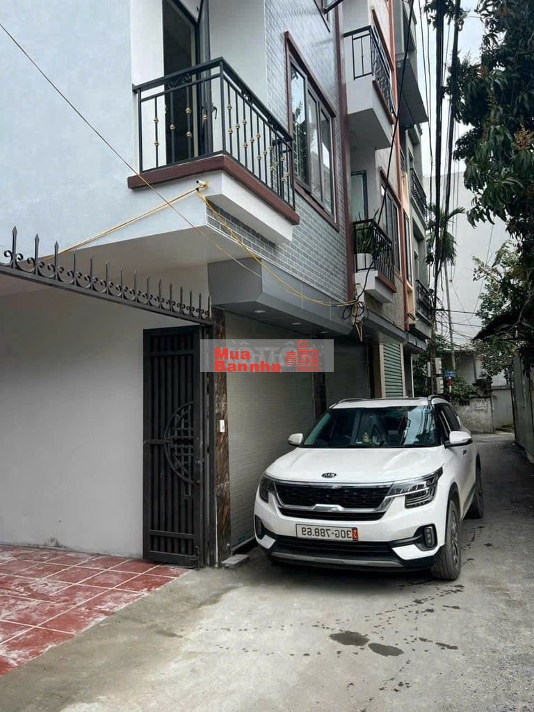 BÁN GẤP- Căn Góc 3T ở luôn Ô tô đỗ Cửa trường chợ. Cách QL6 2km