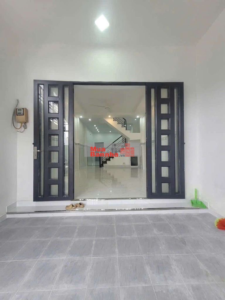 BÁN NHÀ HUỲNH TẤN PHÁT KẾ BÊN PHÚ MỸ HƯNG - DT:64M GIÁ 4TY99 TL