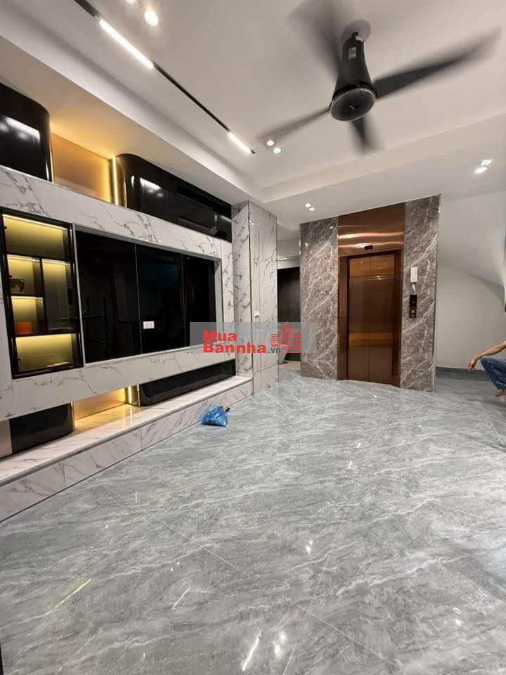 TRUNG TÂM ĐỐNG ĐA - 42M2 7 TẦNG THANG MÁY CHỈ 11,4 TỶ