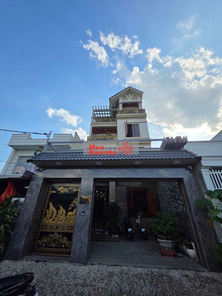 Nhà bè cần bán gấp.gấp biệt thự đã hạ giá 2 tỷ