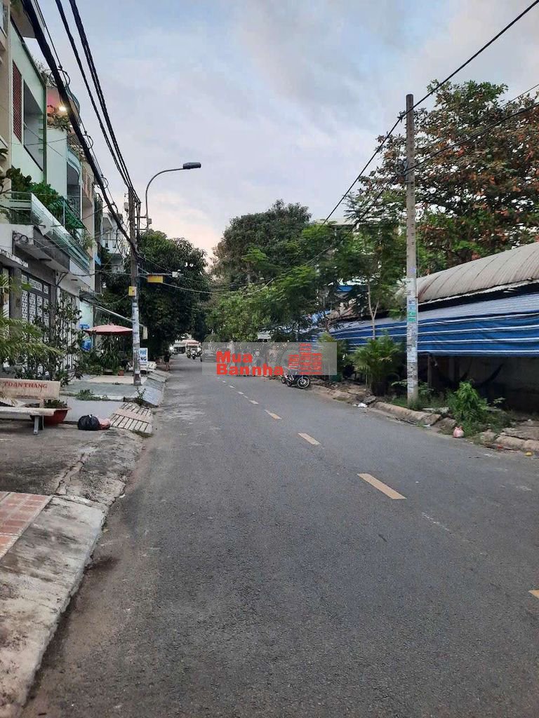 🧊🧊NHÀ TÊN LỬA ĐƯỜNG 12M CÔNG VIÊN 💥4X20M 4 Tầng KẾ COOPMART🌈🌈