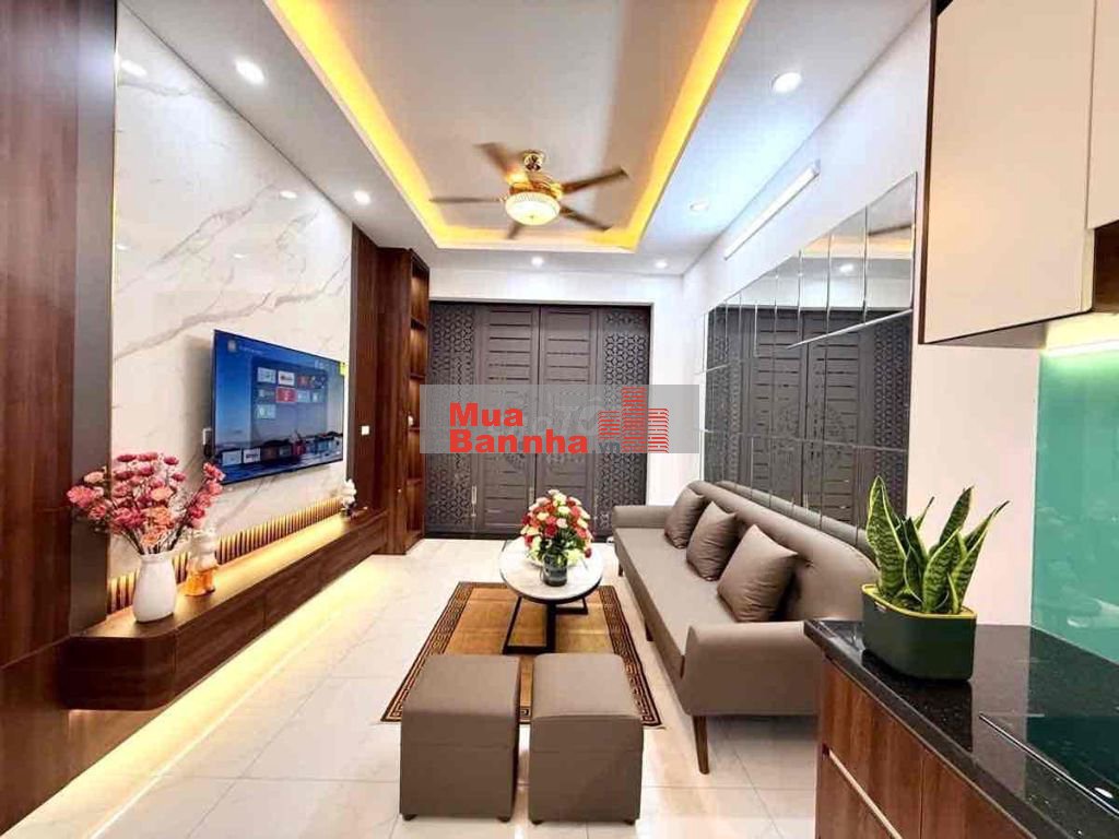 Nhà Trương Định ngõ 3 gác ,DXCC, SĐCC,full nội thất 28m2*5T*5,85 tỷ