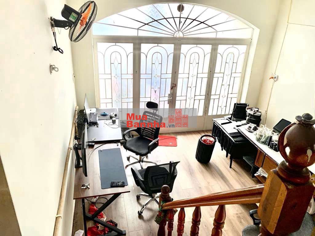 Nhỉnh 5 Tỷ có ngay nhà 4 × 14m,Cạnh KCX Tân Thuận Q7-Ở + DT 120tr/năm