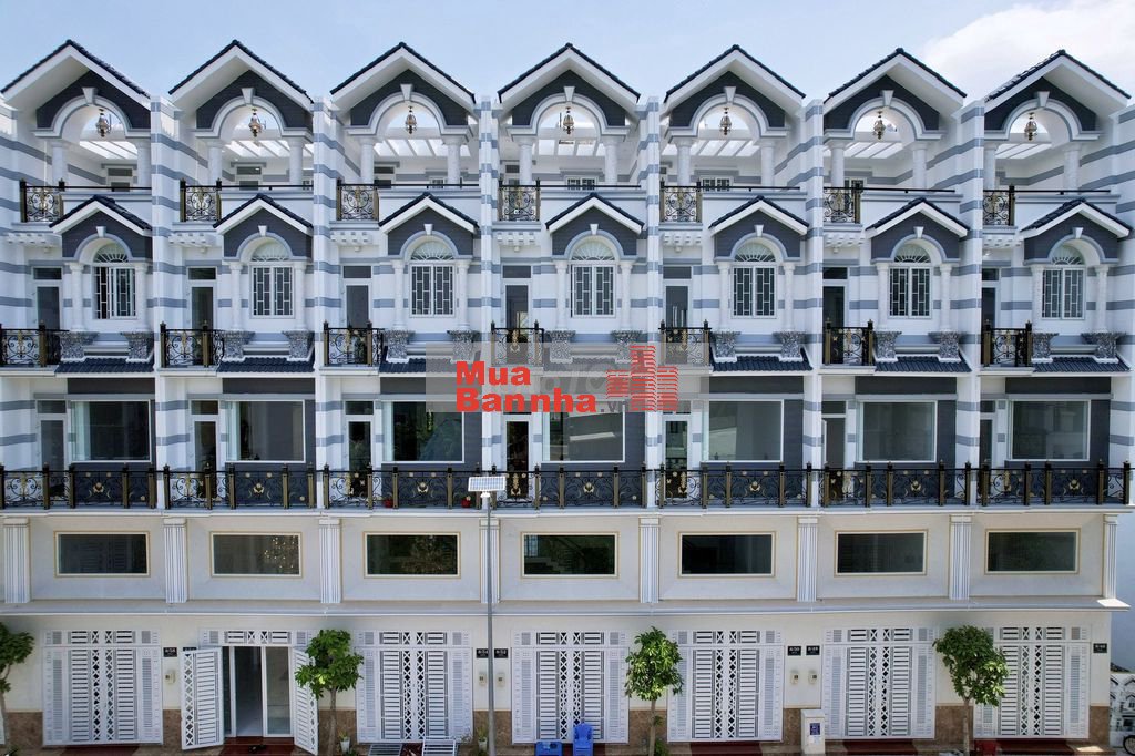 NHÀ HẺM XE HƠI, 4 TẦNG 4m x 13m, OTO ĐỖ TẬN CỬA, SỔ HOÀN CÔNG GIÁ 6 TỶ