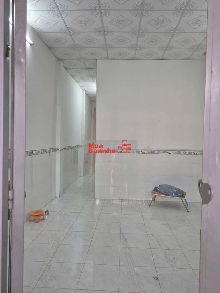 Nhà sổ hồng riêng vị trí đẹp giá tốt