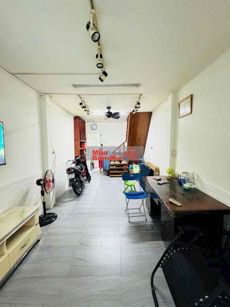 BÁN NHÀ HẺM CƯ XÁ ĐÔ THÀNH Q3 DT 3.2x11 33m2 3 TẦNG GIÁ 7.2 TỶ TL