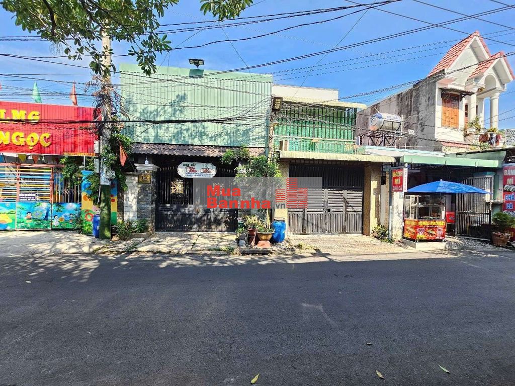 Nhà phố mặt tiền gần BigC Go p. Đông Hòa Dĩ An( p. Đông Hòa Tphcm Mới)