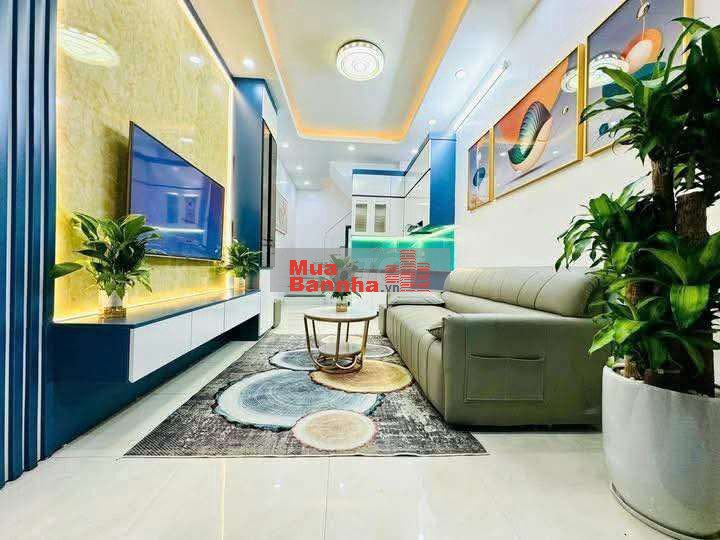 Bán gấp nhà Khâm Thiên 2 thoáng ,30m ra oto, ngõ thông ra hồ Ba Mẫu