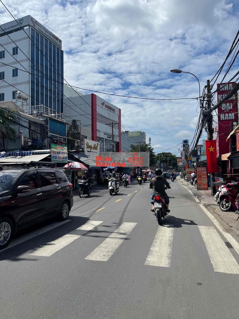 Bán Nhà 6 Tầng MT Đỗ Xuân Hợp, gần chợ Phước Long B, Quận 9.