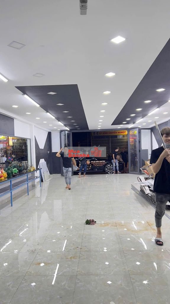 Nhà đúc lửng MT đường Đông Hưng Thuận 11.DT: 6X18M giá 10ty3 tl