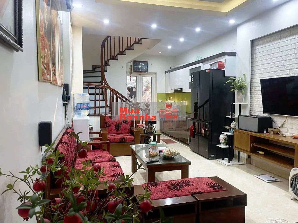 Bán nhà ngọc thụy Long biên 34m 4 tầng ngõ ô tô Giá 7,2 tỷ