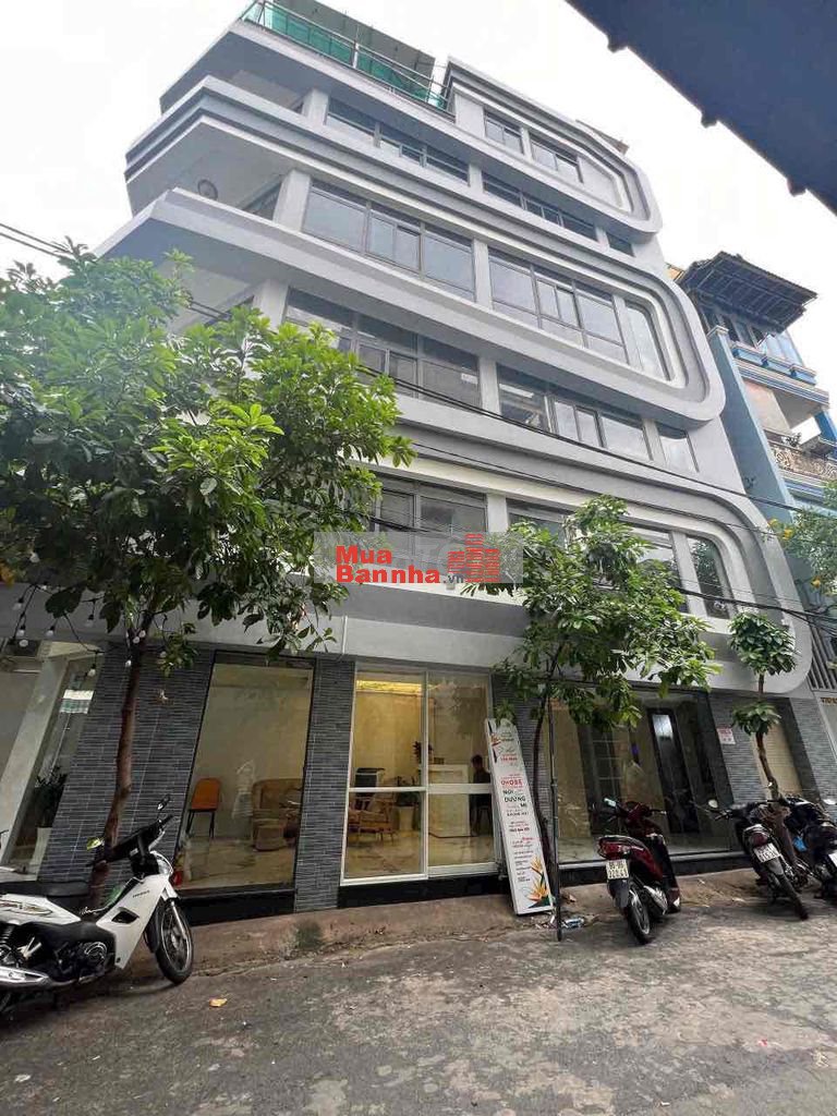 Hẻm xe hơi K300 - đường C18, P. 12, Tân Bình, DT: 80m2, trệt 3 lầu, Kh