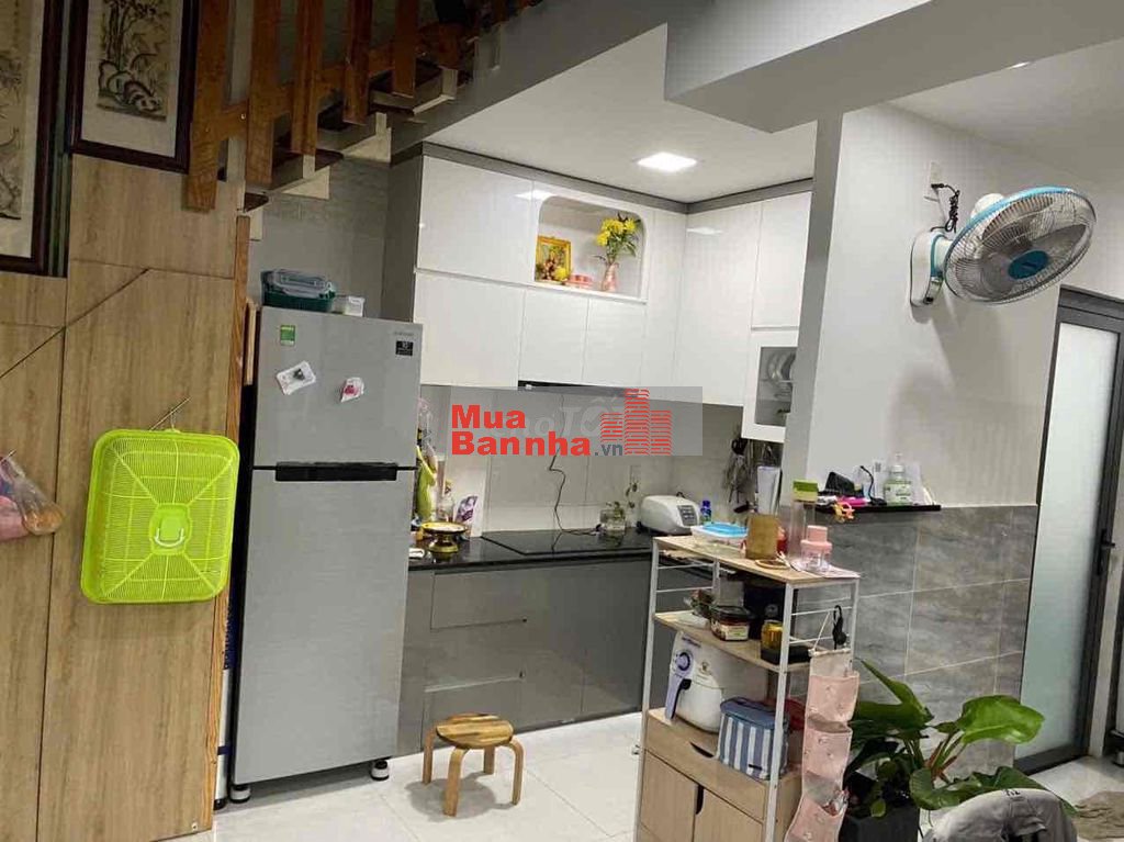 Nhà 2 tầng đẹp lung linh, đối diện Vạn Phúc City. sổ vuông đẹp.