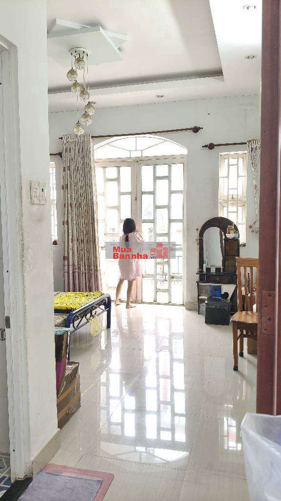 Bán nhà 3 tầng 4pn5wc phú thuận quận 7