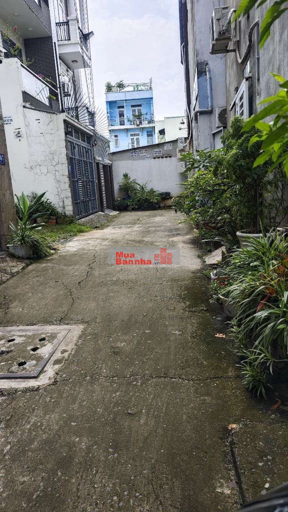 Bán gấp căn nhà 1 trệt 2 lầu sân thượng đường số 2