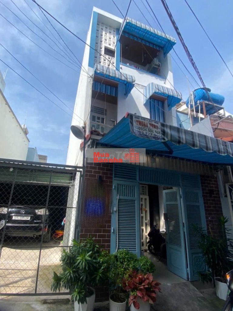 Nhà hxh thông, ngay chợ Tân Hương, 3 tầng, 4pn, giá chỉ nhỉnh 6 tỷ