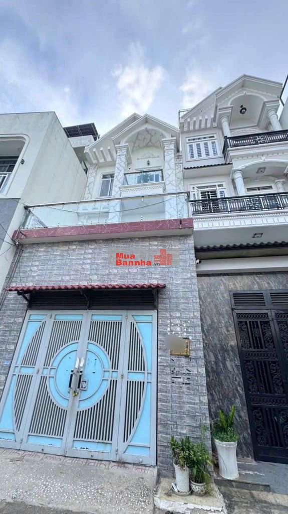 Nhà diện tích 5x20m đúc 3 lầu, đường 6m hẻm 885 Nguyễn Ảnh Thủ