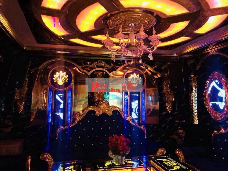 Bán nhà mặt tiền đang kinh doanh khách sạn và karaoke p6 Đà Lạt