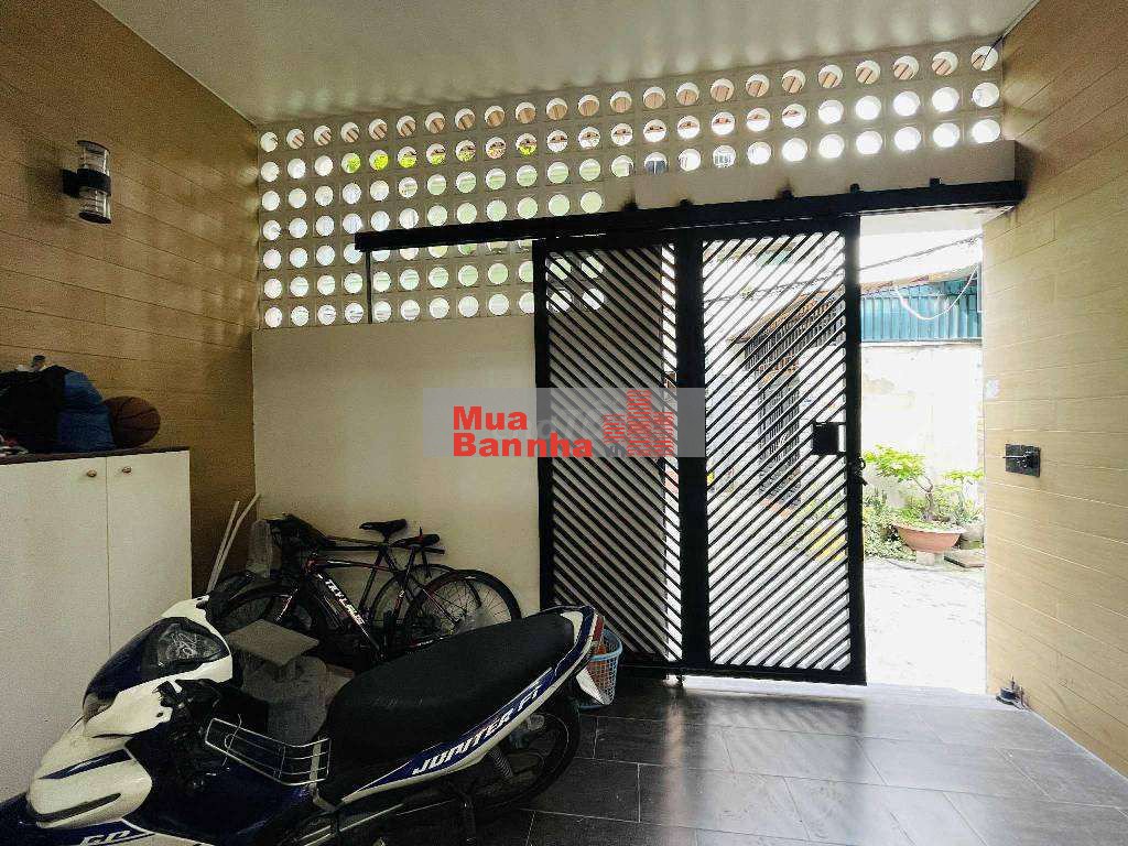 Nhà đẹp 3 phòng ngủ . 70m2 đất . Phường 17 Gò Vấp