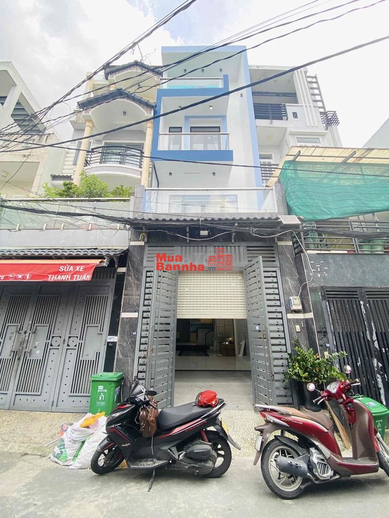 NHÀ ĐÚC 4 LẦU 64m2 ĐƯỜNG NHỰA 7m XE TẢI. NGAY GẦN CHỢ